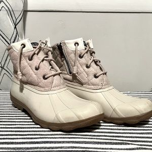 SPERRY. Women’s Saltwater Duck Booties, 7.